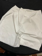 Ancienne Culotte brodée