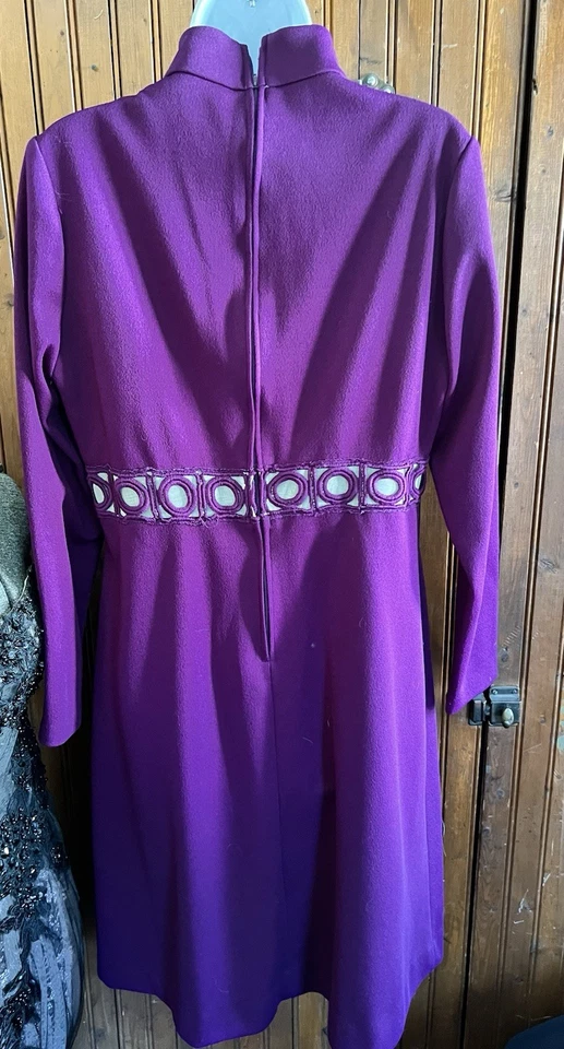 Vintage 1960s 1970s PURPLE Women Dress Gogo Cut Outs Plum Can’t Miss Sz S M - Image 3 of 4