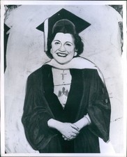 Beautiful Woman Wearing Mortarboard Gown & Sash Education 8X10 News Photo