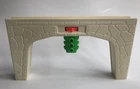 VTG Fisher Price Little People 997 Play Family Village Bridge Traffic Light Arch