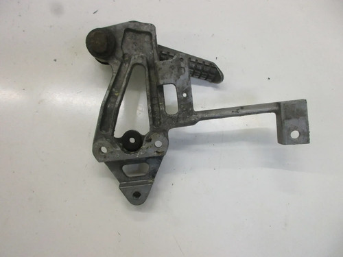 1. Kawasaki GPX 750 R ZX 750 F voetrastershouder met voetraste achter links soci - Afbeelding 5 van 5