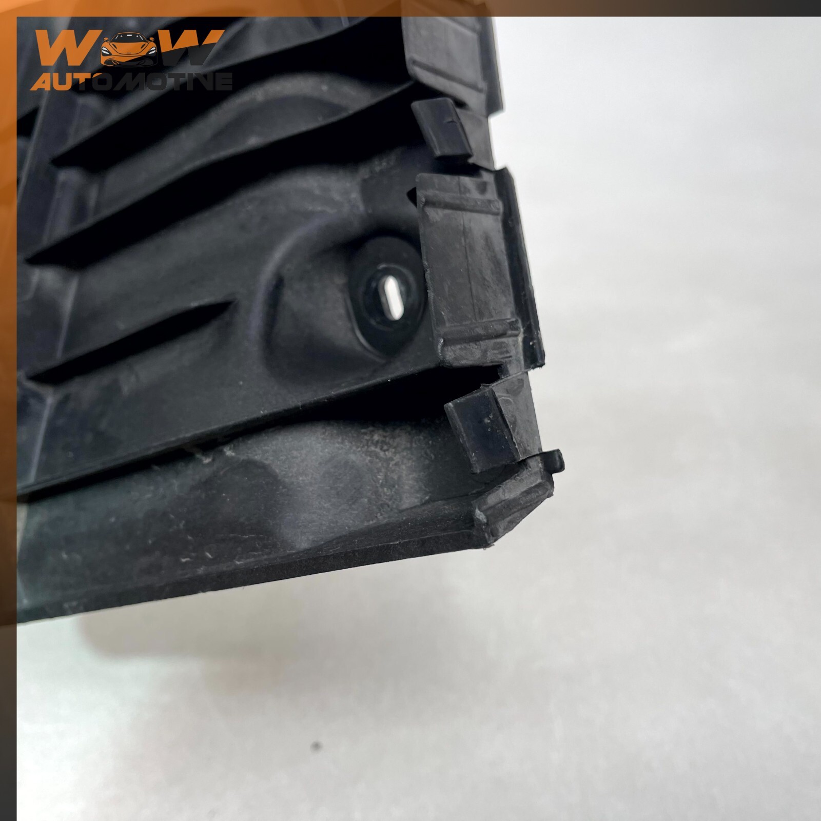 Maserati Ghibli 2014-2017 Rear Left Upper Side mounting bracket