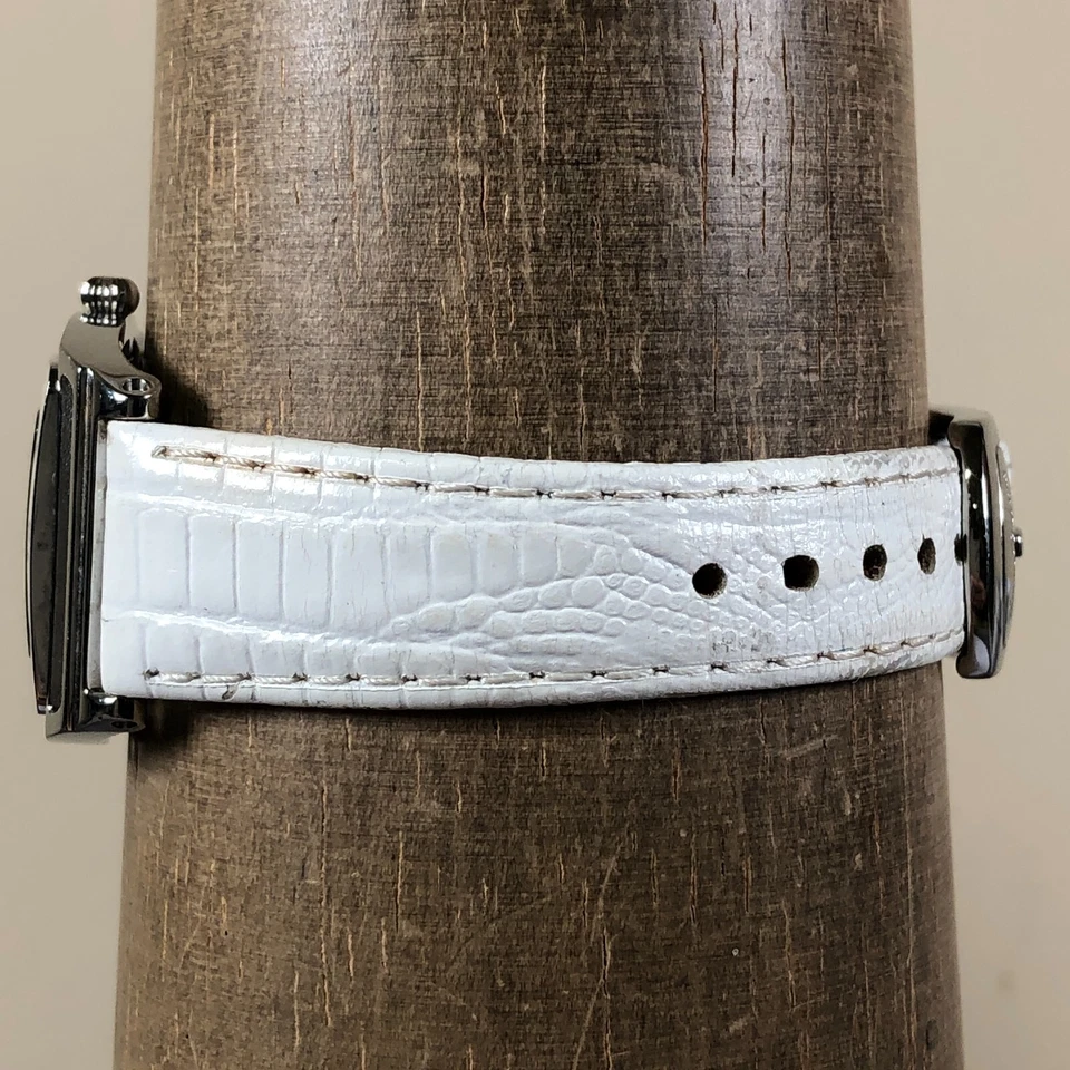 Tommy Bahama女式TB2077秒针白色皮革方形石英表29毫米手表7 — 第 3/4 张图片