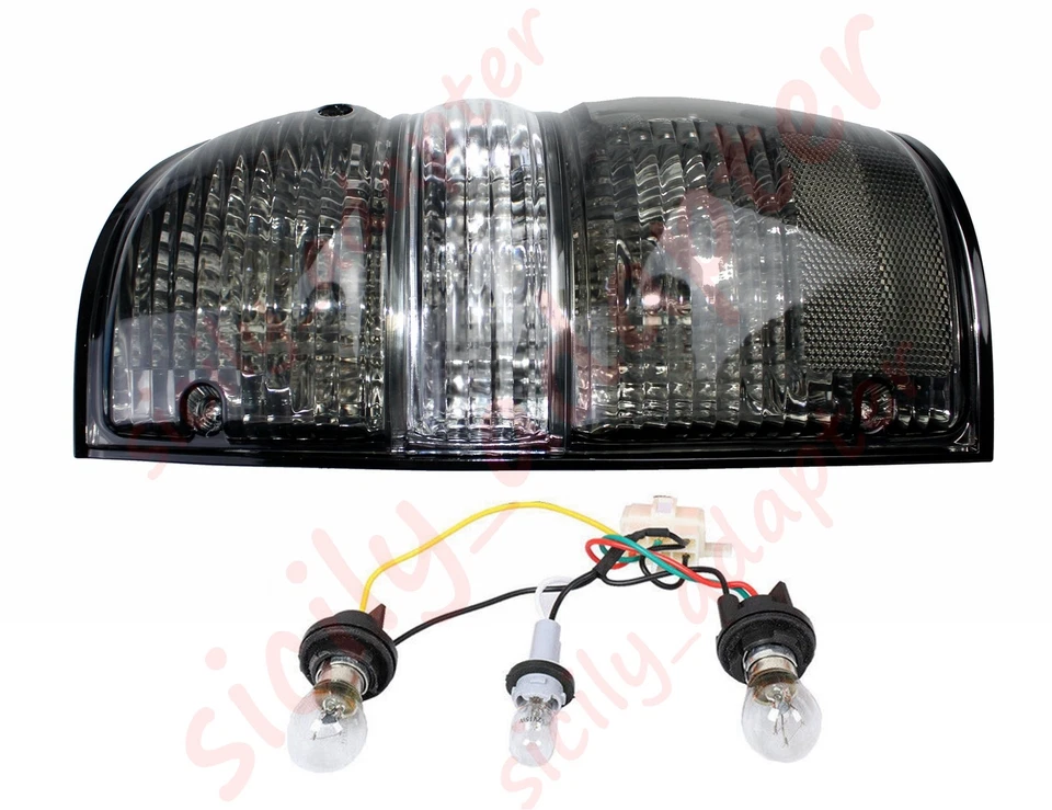 Par de luces traseras negras ahumadas para camioneta Toyota Tacoma 01-04 con bombilla EE. UU. Foto 3 de 4