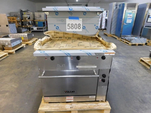 5808 New S/D Vulcan 36" Electric Range with Griddle, Standard Oven EV36S-36G