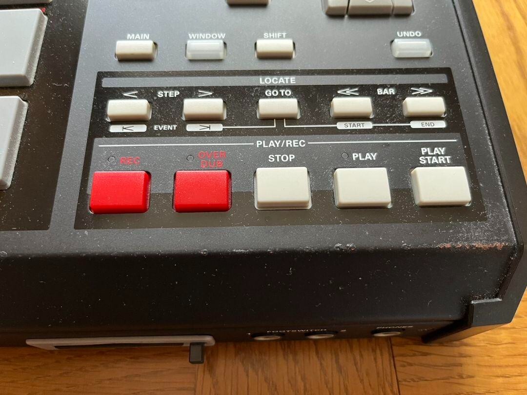 US Tax Included] Akai MPC2500 128MB Memory CD Drive Sampling