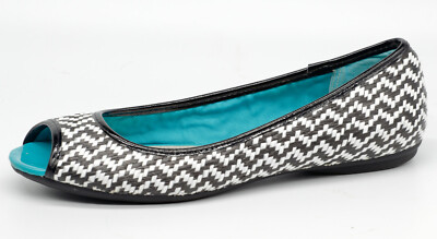 STYLE&CO Madelynn Black & White ZigZag Open Toe Flats 9.5 M 