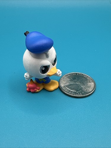 Donald Duck - Series 14 Pool Party Disney Doorables Lets Party - Picture 4 of 4