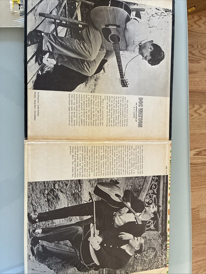 '71 Doc Watson LP DOC WATSON ON STAGE--LIVE ALBUM Vanguard VSD-9/10 ORIG. PRESS. - Image 4 of 4