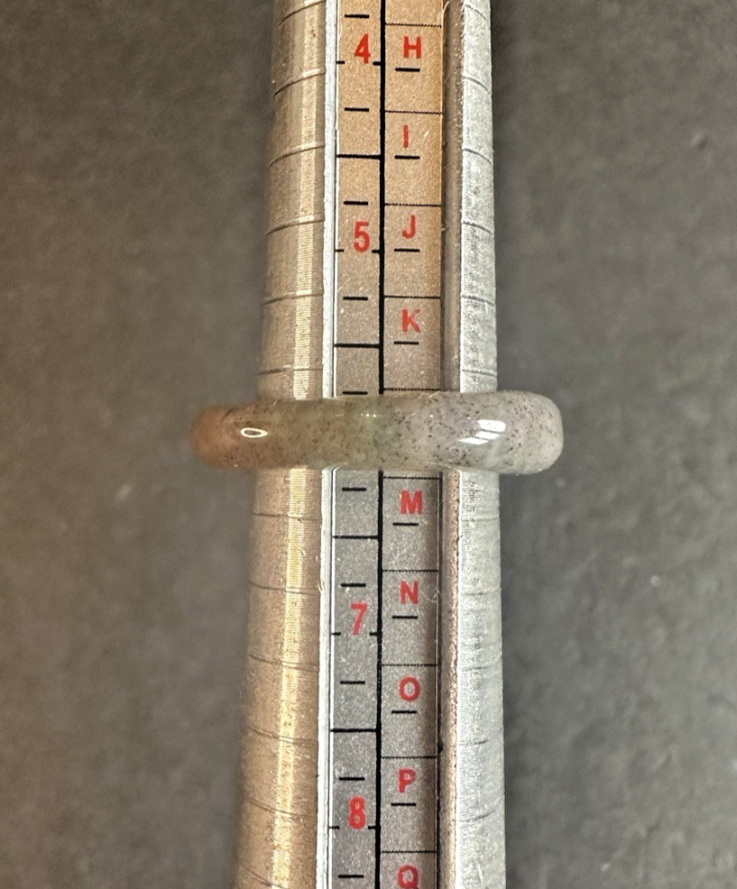 Solid Stone Ring Size 6 - image 6