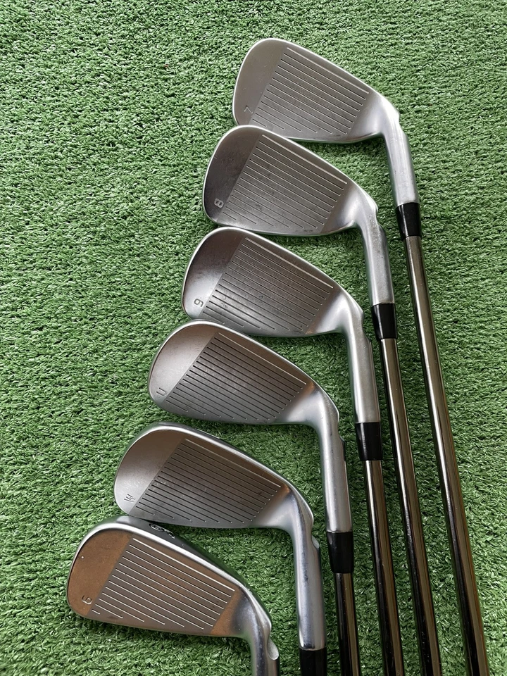 Ping G425 Irons 6-UW Graphite Senior Flex Left Handed Mens Golf Clubs - Image 3 of 4