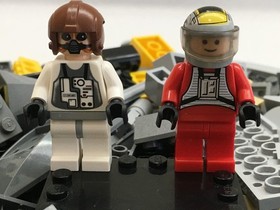 LEGO Star Wars B-Wing Fighter 6208 w/Minifigs READ Retired