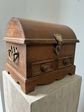 Wooden Tea Or Coffee Caddy Vintage Treasure Box Style Lockable Latch