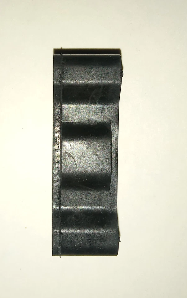 Chevrolet S10 1994-2004, GMC Sonoma puerta trasera goma pestillo parachoques par 2108018S Foto 3 de 3