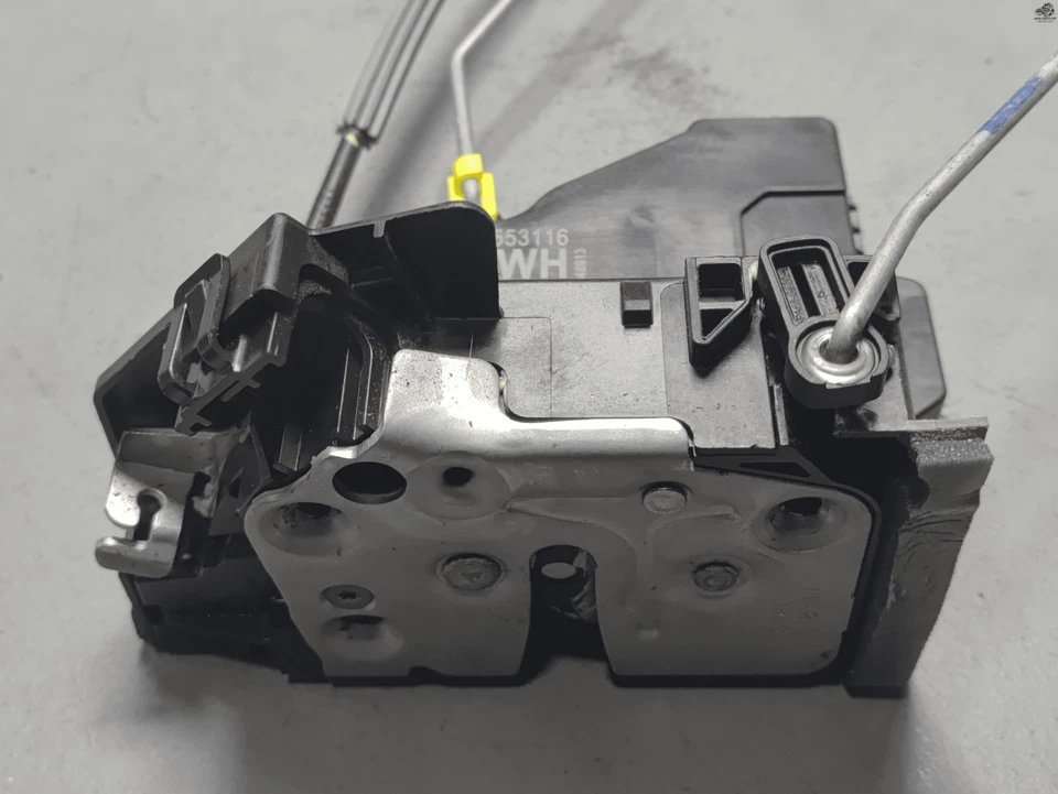2024-2025 CHEVROLET TRAX ACTUADOR DE CIERRE DE PUERTA DEL LADO DEL CONDUCTOR DELANTERO IZQUIERDO OEM Foto 3 de 4