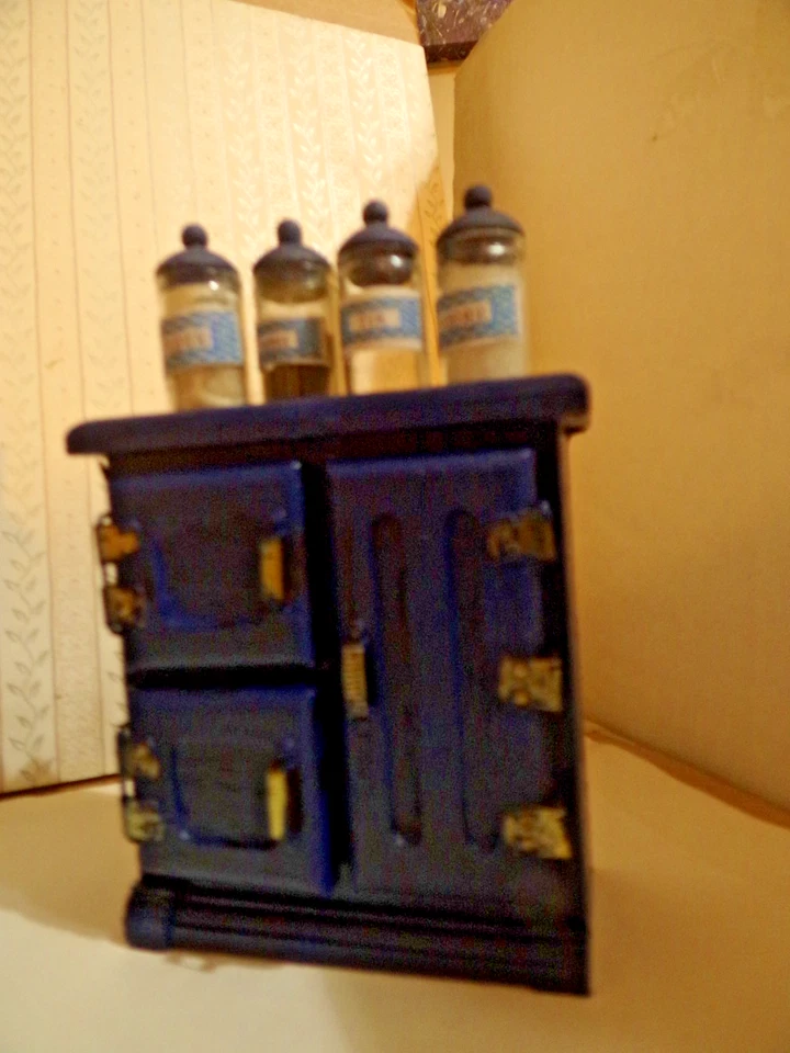 COCINA MATCHINK MINIATURA CASA DE MUÑECAS 3 PIEZAS, CON ACCESORIOS Foto 3 de 4