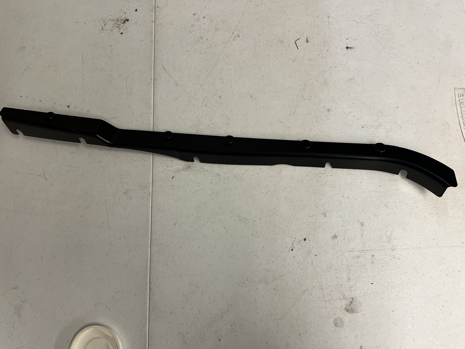 OEM BENTLEY CONTINENTAL FLYING SPUR LEFT DRIVER FENDER MOUNT BRACKET 3W5821153