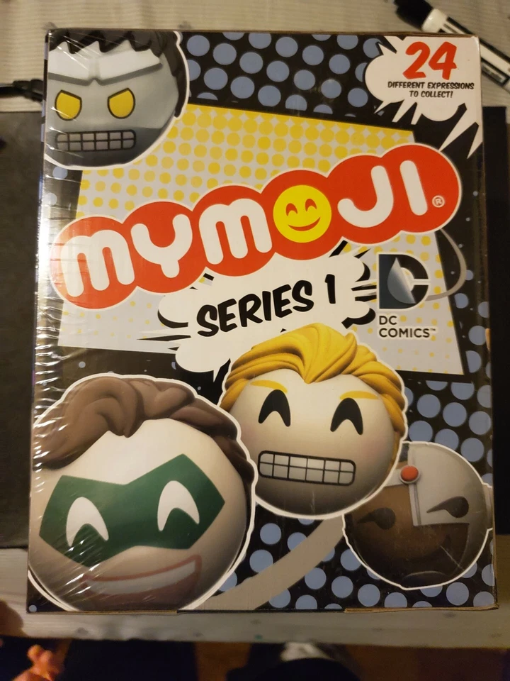 DC COMICS MYMOJI Series 1 SEALED CASE OF 24 - Image 3 of 4