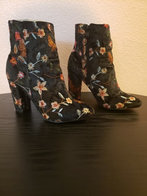 mia rosebud bootie