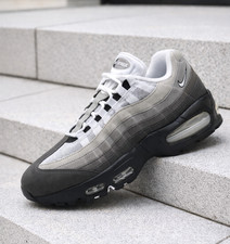 nike air chikara leather