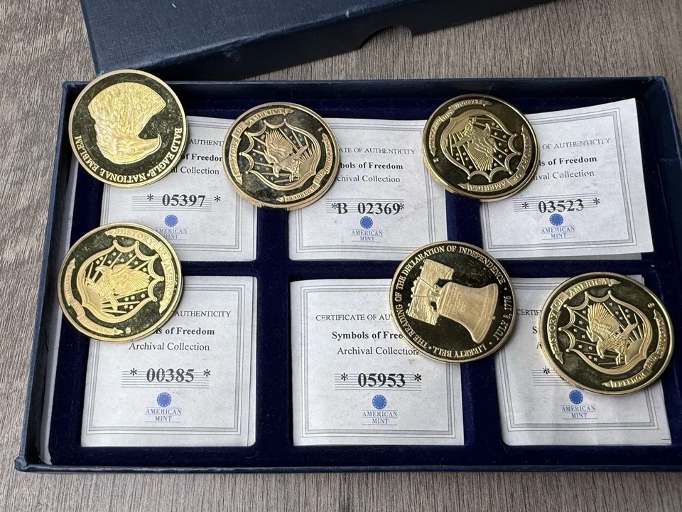 2014  Symbols of Freedmom 6 Commemorative Cu, LAYERED in 24K Gold Coins - Image 2 of 4