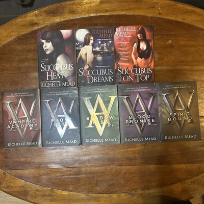 Richelle Mead  8 Book Lot