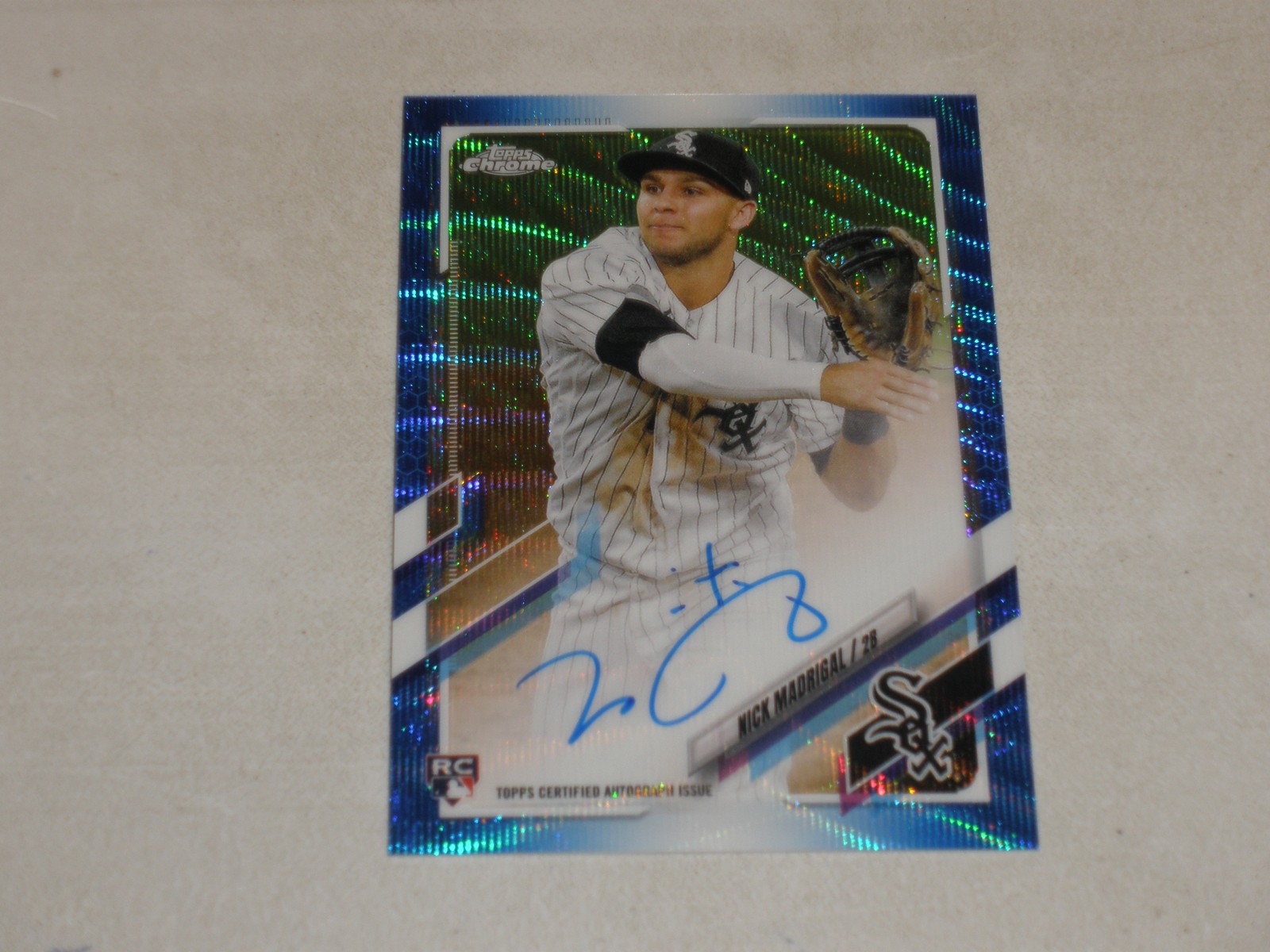 2021 Topps Chrome Rookie Blue Wave Refractor Auto Nick Madrigal RC 146/150