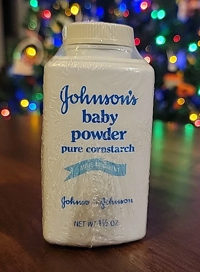 Vintage 1985 Johnsons Baby Powder 1 1/2 oz Pure Cornstarch SEALED! FULL