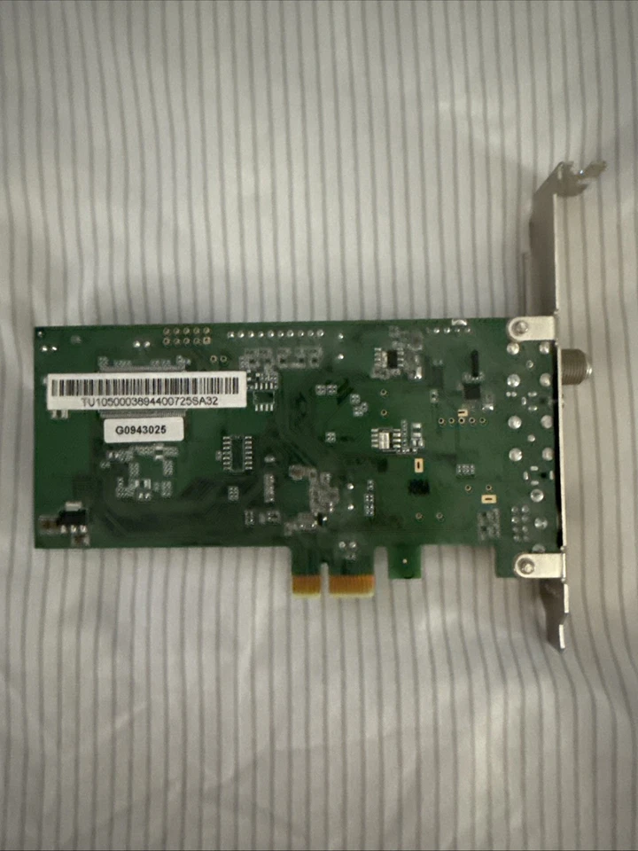 PCI-e CATV/FM Desktop Tuner Card - Gateway Yuan PE-988 REV: 3.2A - Image 4 of 4