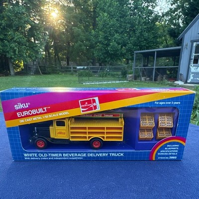 Siku Eurobuilt 1:55 Coca-Cola White Old-Timer Beverage Delivery Truck 1934