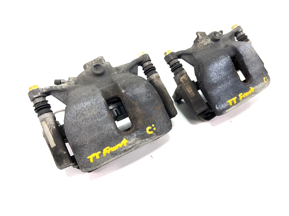 Par de pinzas de freno delanteras Audi TT QUATTRO 2016-2023 5G0615123C 5G0615124C OEM Foto 3 de 4