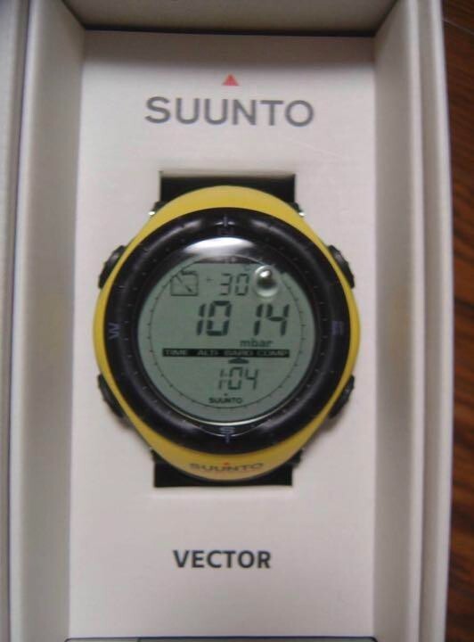 Suunto Vector SS004759600 Altimeter Barometer Compass Watch Yellow From  Japan
