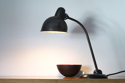 Frühe Kaiser idell 6556, schwarz, 1930er Bauhaus Tischlampe, Leuchte, Kabel neu