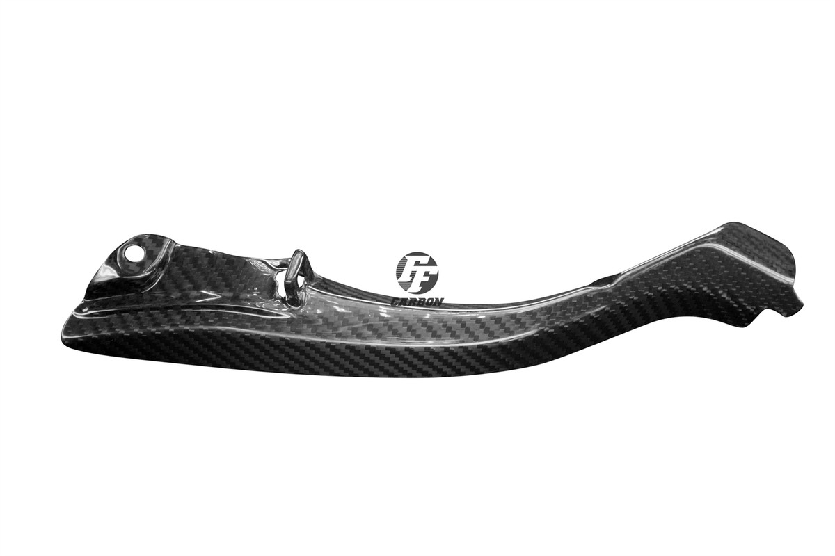 Cache-câbles Carbone Pour Ducati Multistrada 1200 (2015-2017) – Protection Style Et Résistance