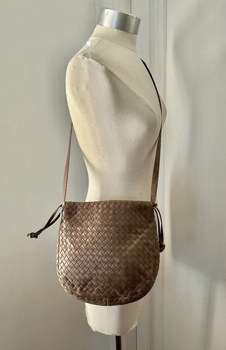 Vintage 1980's Bottega Veneta Taupe Intrecciato Leather