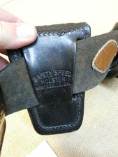 Etui à menottes Federal en cuir ASP USA - Terräng Armurerie