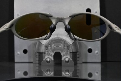 Oakley Romeo 1 Plasma/ Titanium Finish w/ Oakley Ice Iridium