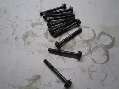 Honda CB 750, 900, 1100 F/K u.a Halteschraube Nockenwellen Lagerbock