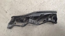 Stütze Stoßstange Vorne seitlich Rechts VW Passat Variant 2.0 TDI Bj 2005 3C/3CC