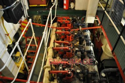 FOTO MINCARLO TRAWLER - AK DIESELMOTOR FÜNFZYLINDER VERTIKAL 4-TAKT-ZYKLUS