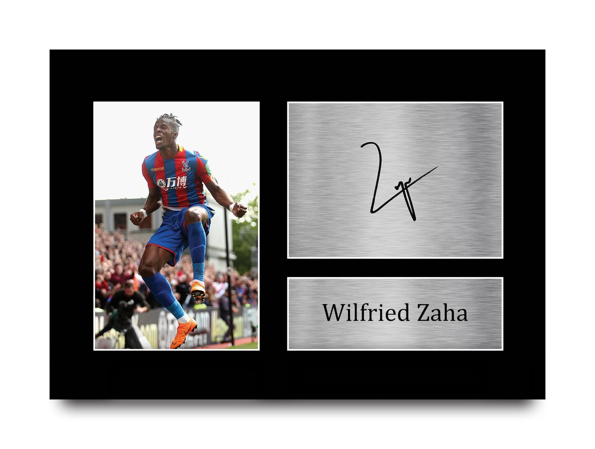 wilfried zaha ザハ　panini sign サイン　直筆 Panini Mosaic ZAHA 直筆サインカード ザハ Auto - メルカリ