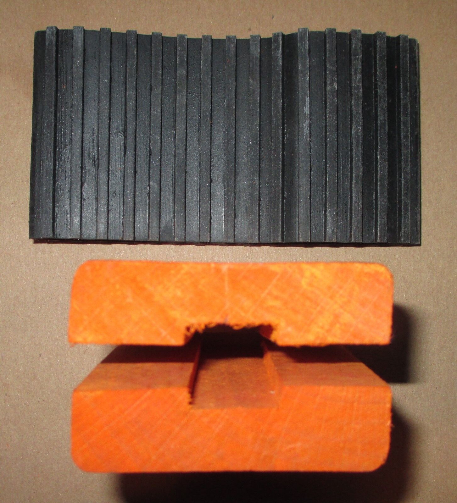 Bike Pedals Blocks W/Rubber Band Orange/Black.