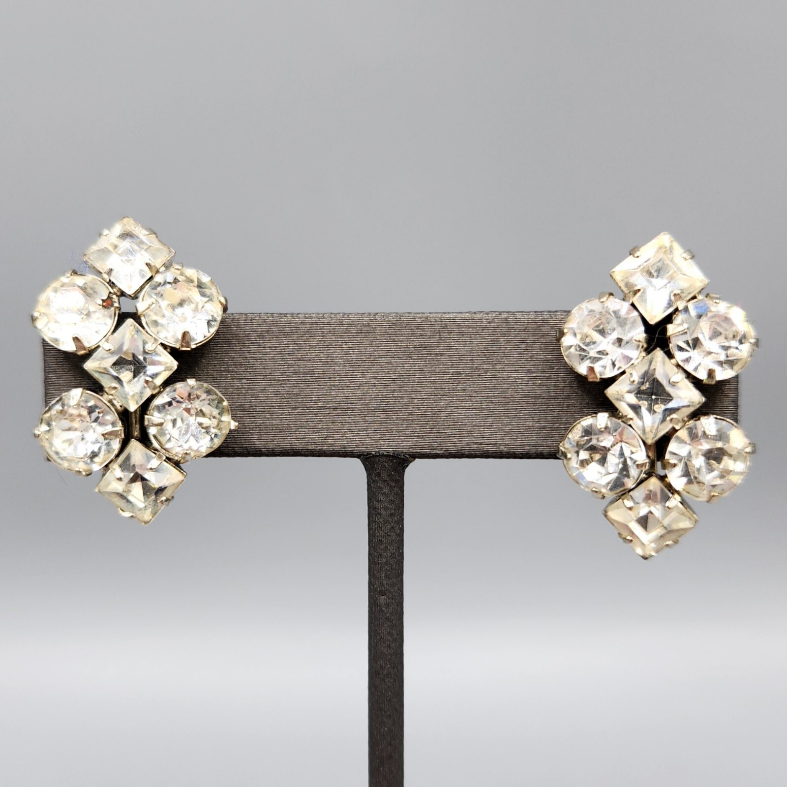 1950s Unsigned Clear Chaton Square Rhinestone Hou… - image 4