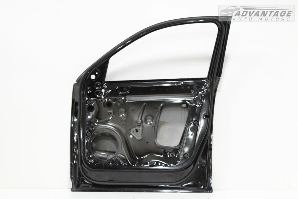 2015-2018 AUDI Q3 QUATTRO PAINEL DE TAMPA DA PORTA LATERAL DO PASSAGEIRO DIANTEIRO DIREITO FABRICANTE DE EQUIPAMENTO ORIGINAL - Imagem 2 de 4