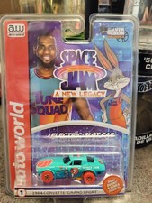 AUTO WORLD SPACE JAM THUNDERJET HO SLOT CAR 1964 CHEVY CORVETTE GRAND SPORT