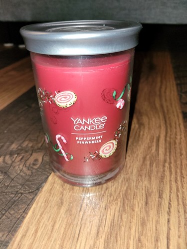 Yankee Candle Peppermint Pinwheels Large Tumbler Candle Two Wick 20 oz - Picture 2 of 6