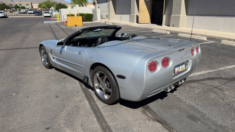 2001 Quicksilver Metallic Chevrolet Corvette   | C5 Corvette Photo 3