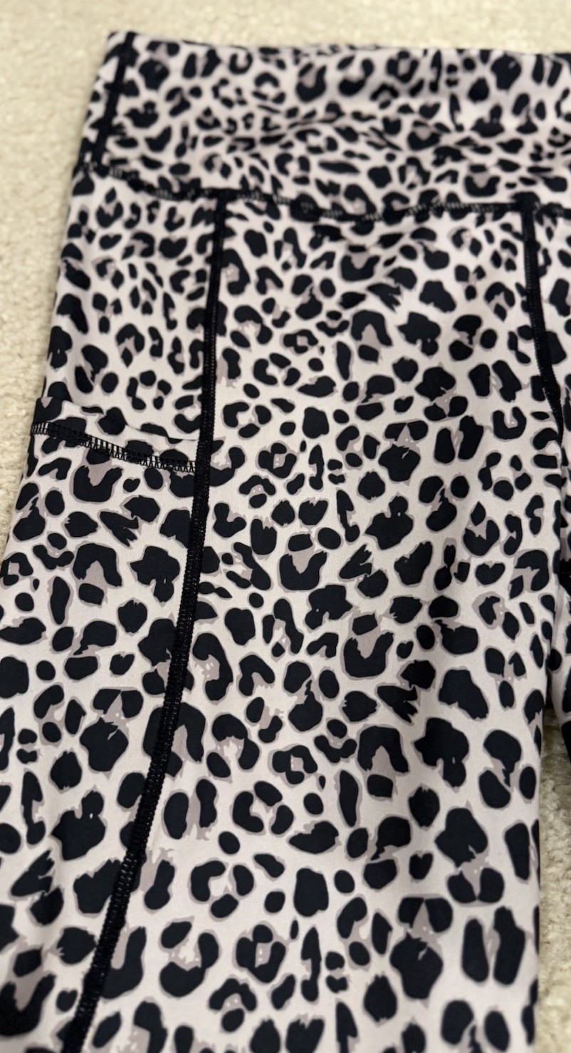 OUGES Women's Animal Printed Yoga Pants Leggings … - image 6