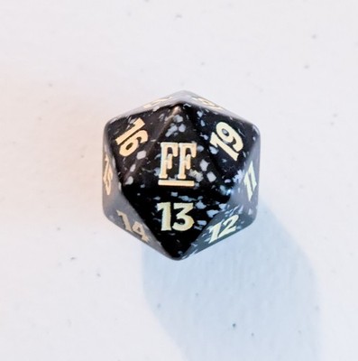Final Fantasy Spindown Prerelease Regular Size MTG Dice White/Beige