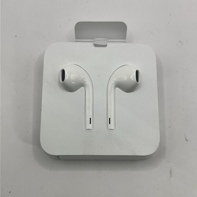 Apple EarPods A1748 Lightning Wired Earbuds OEM NEW - FAST FREE SHIPPING